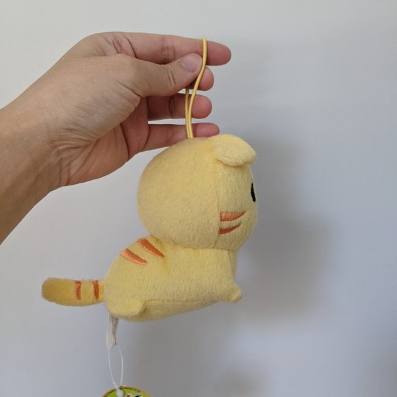 Yellow Kawaii Neko Cat Plush Strap - Picture 3 of 4